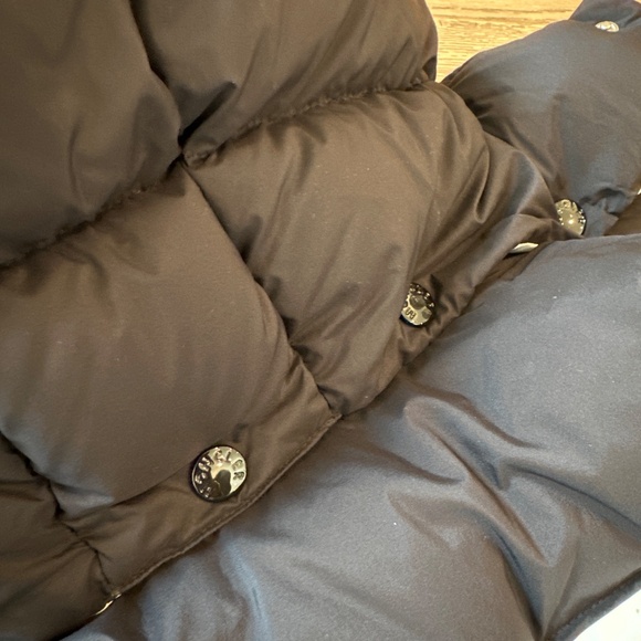 Moncler Puffer Black Jacket Kids size 10 - Picture 5 of 5